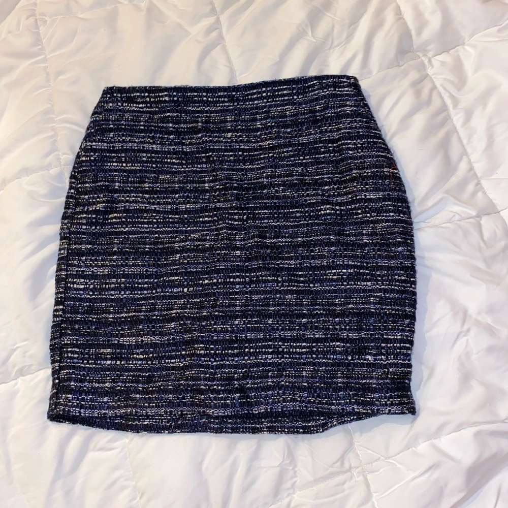 A beautiful skirt that is absolutely a closet staple!